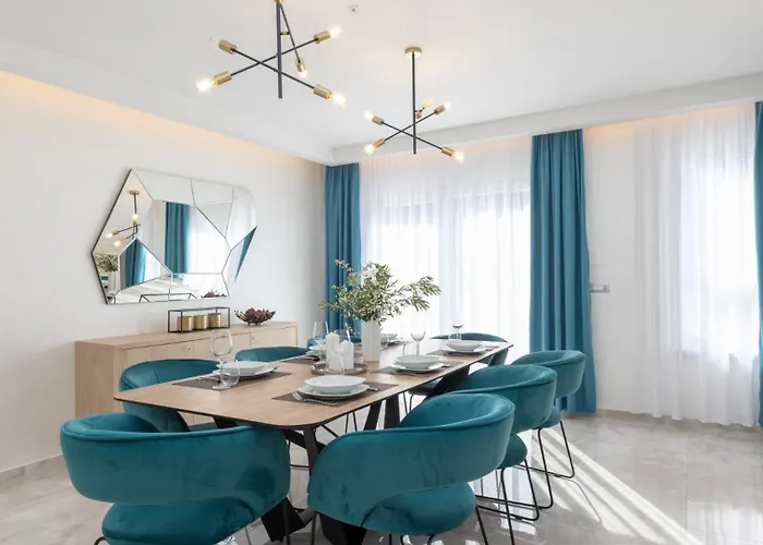 Villa Sunny Lux 1 In By Guide Makarska