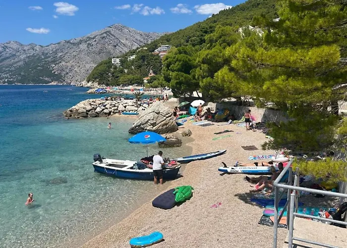 Sunny Lux 1 In By Guide Villa